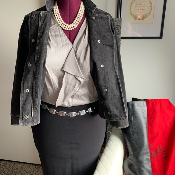 VINCE Cascade Silk Halter Top - Picture 4 of 8